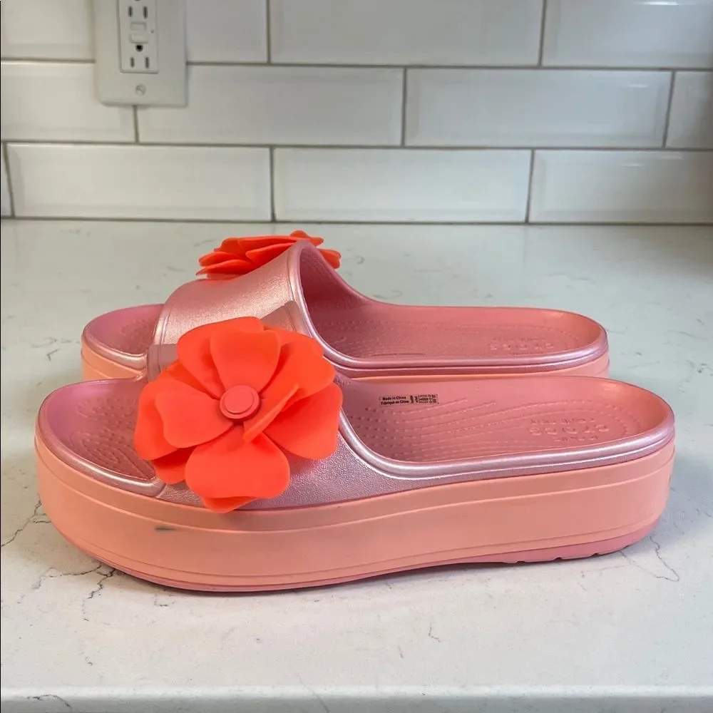 Crocs Crocband™ Platform Vivid Blooms Slide Women's Pink Floral Sandals Size 9